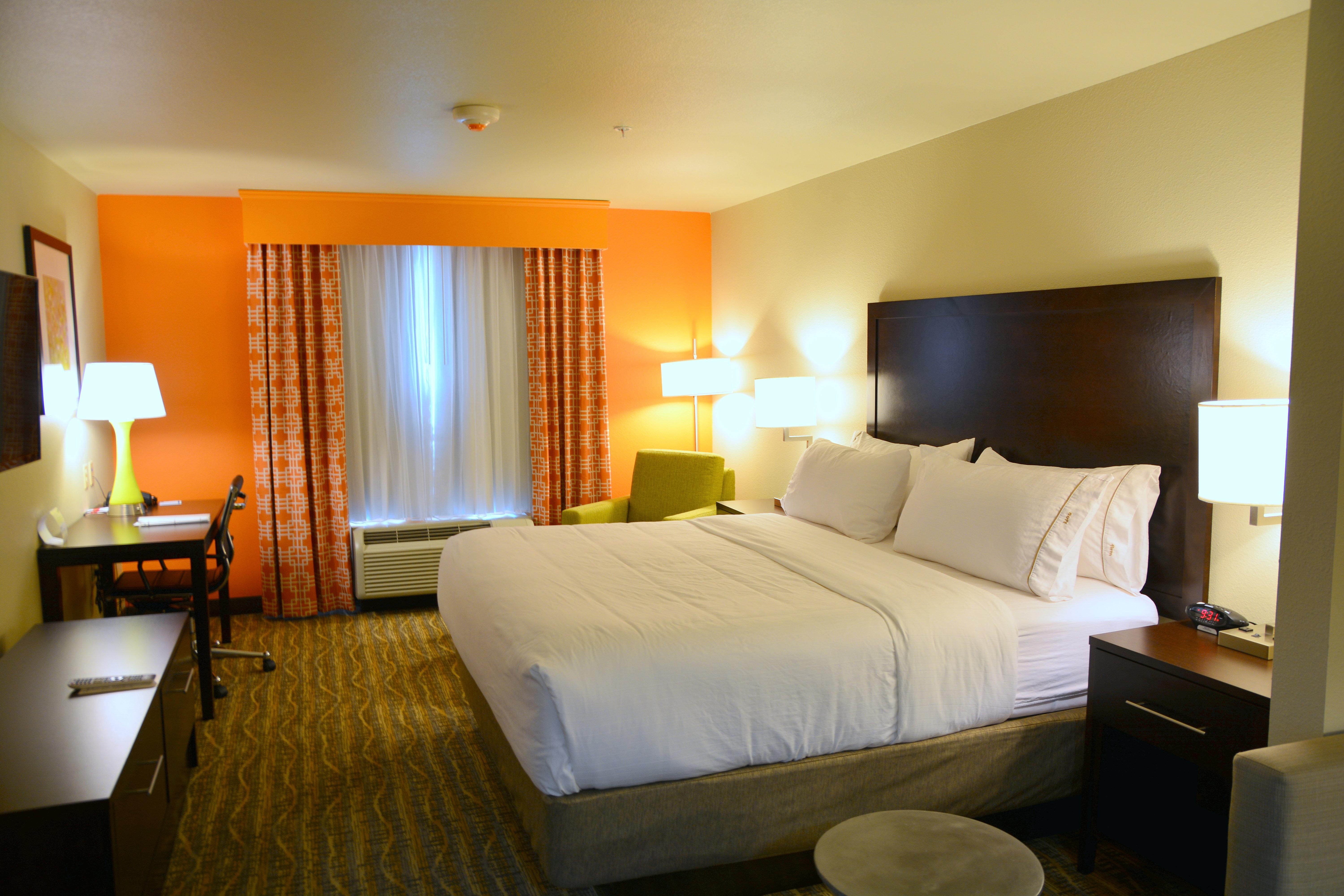 Holiday Inn Express Tomball By Ihg Bagian luar foto