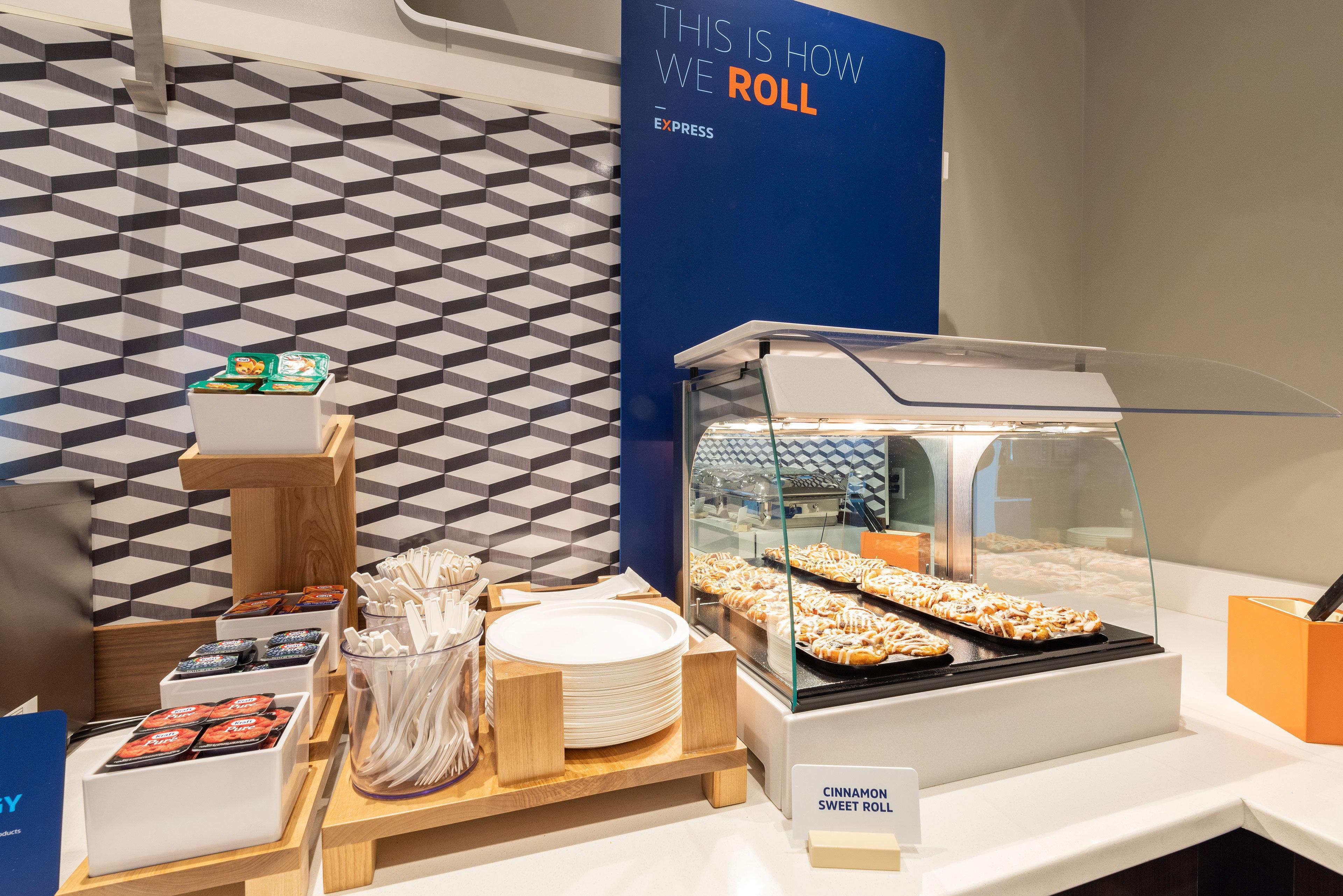 Holiday Inn Express Tomball By Ihg Bagian luar foto