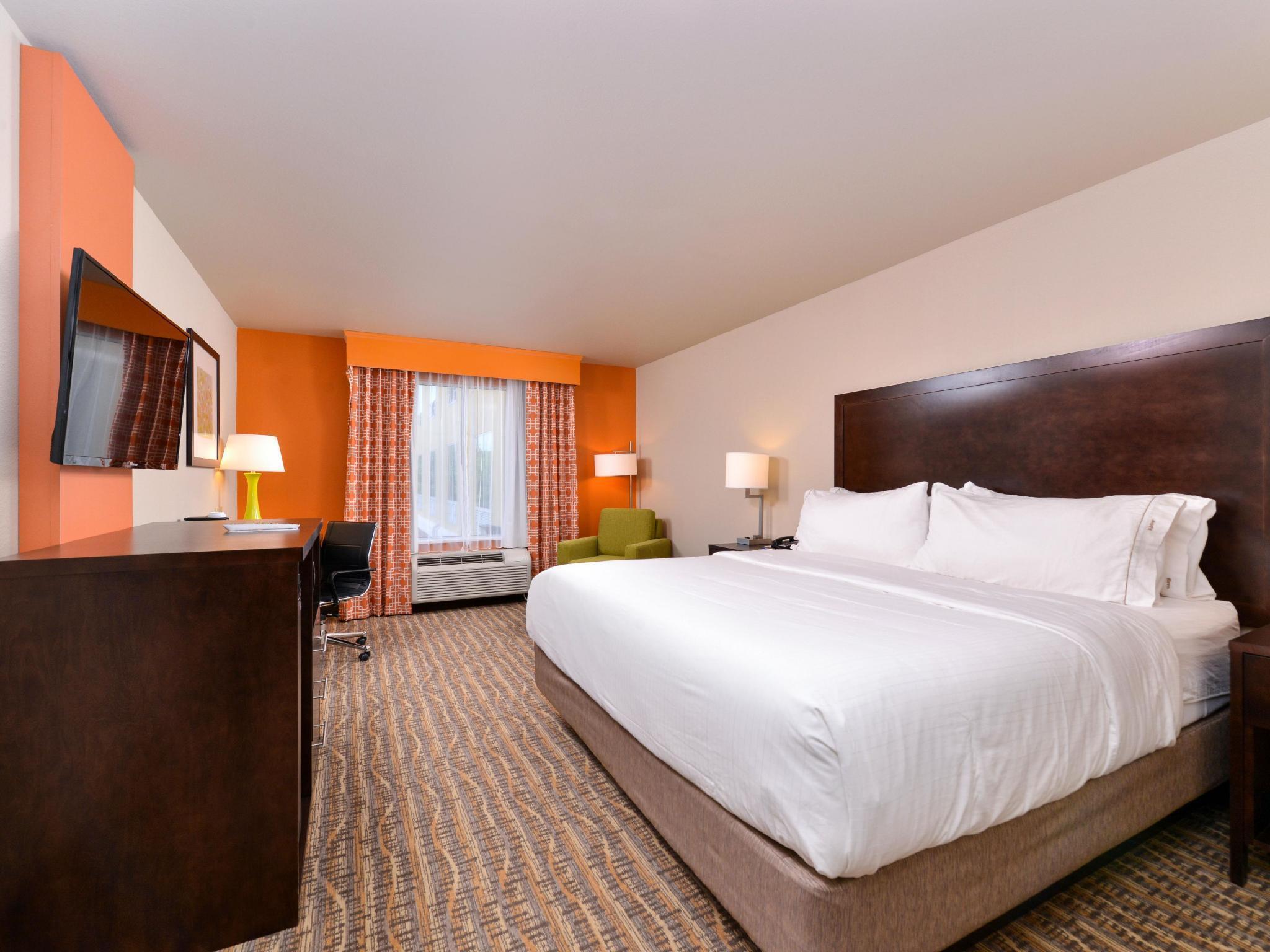 Holiday Inn Express Tomball By Ihg Bagian luar foto