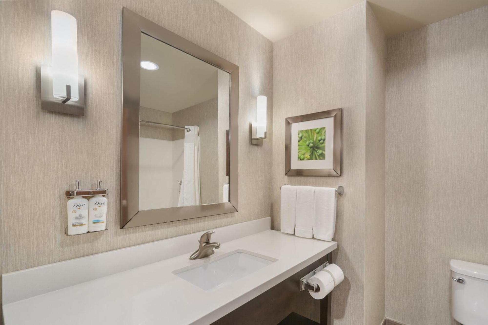 Holiday Inn Express Tomball By Ihg Bagian luar foto
