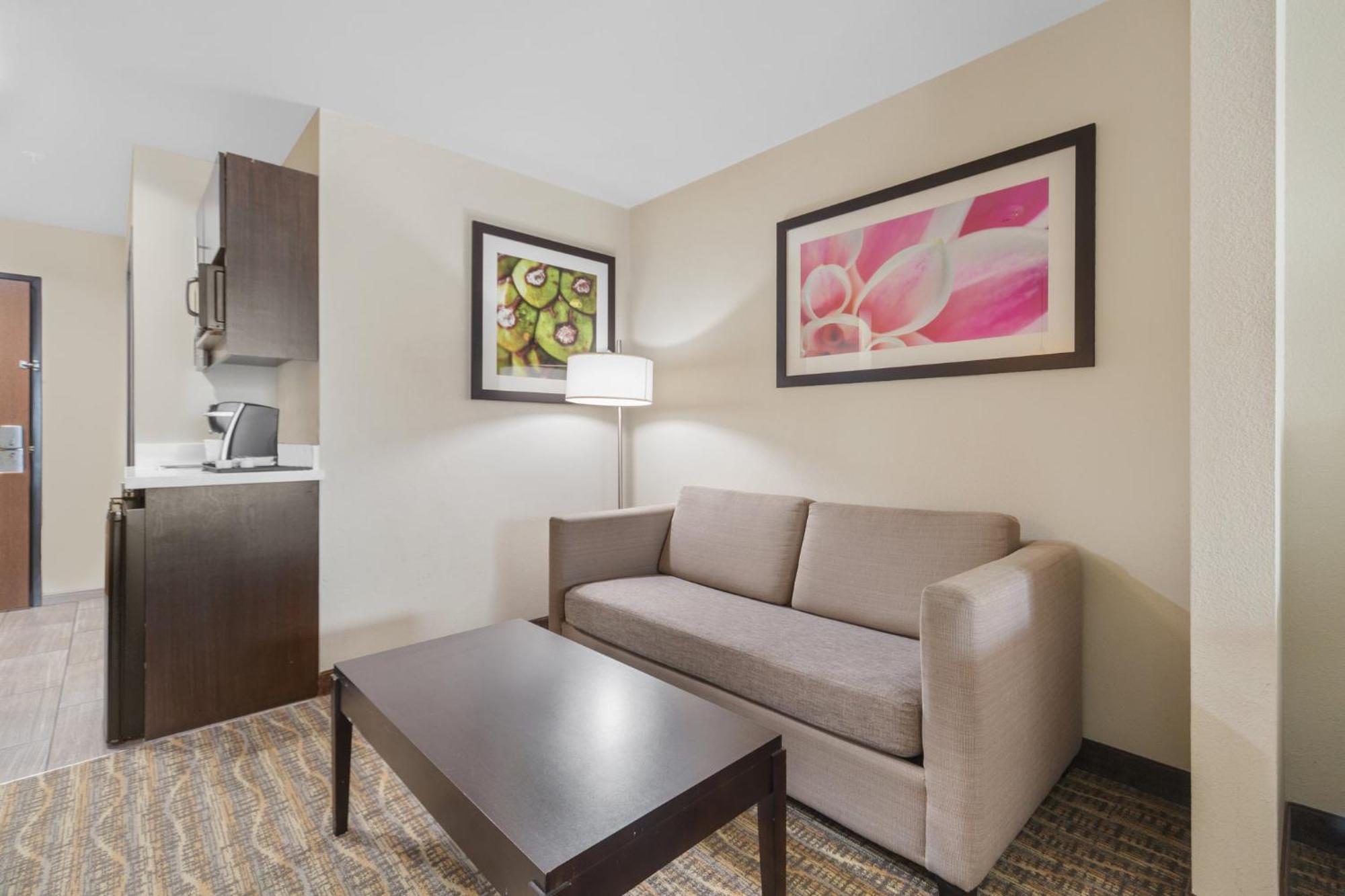 Holiday Inn Express Tomball By Ihg Bagian luar foto