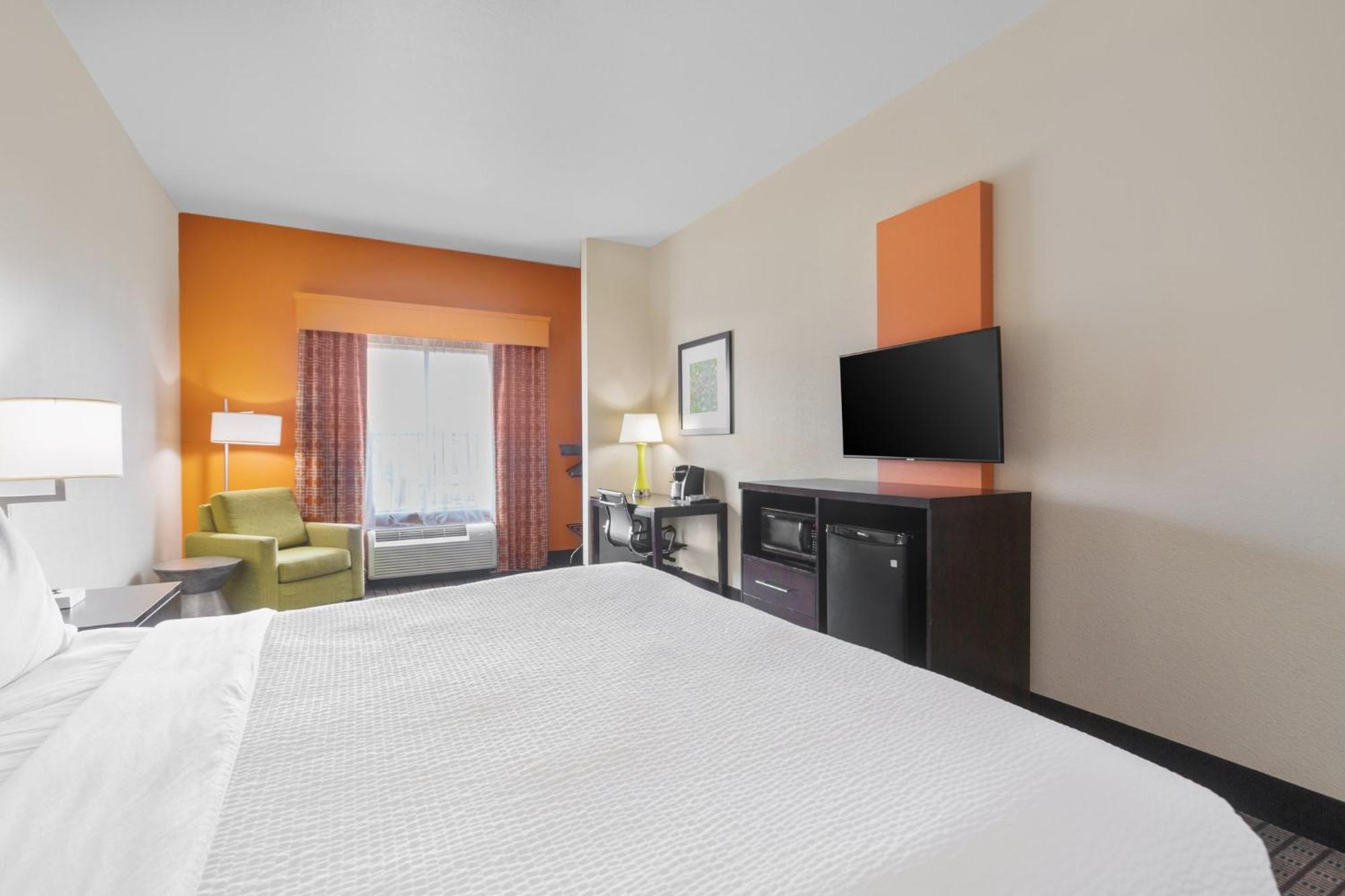 Holiday Inn Express Tomball By Ihg Bagian luar foto