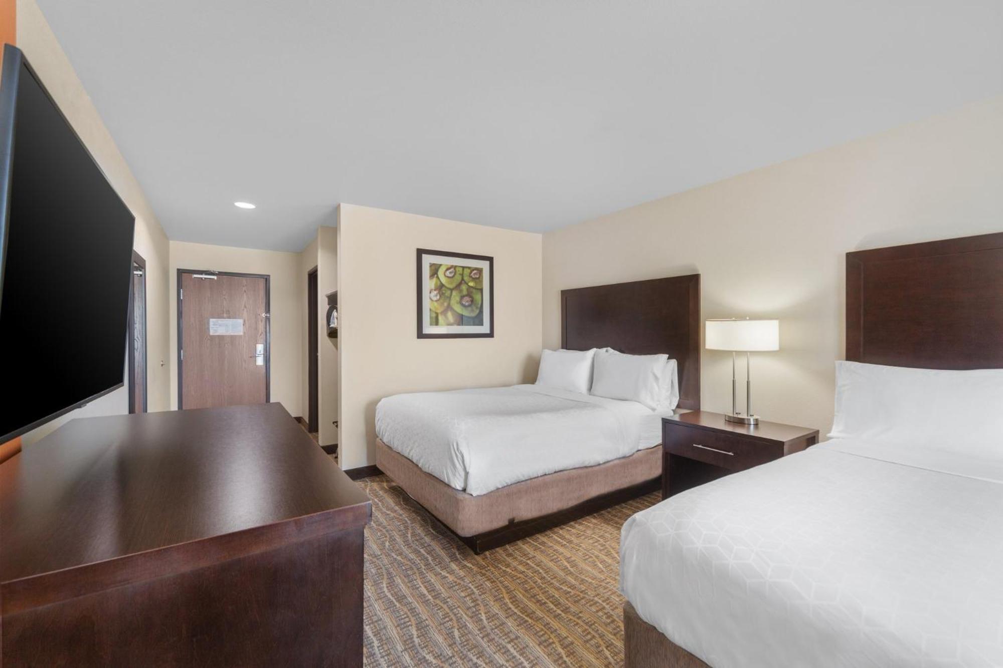 Holiday Inn Express Tomball By Ihg Bagian luar foto