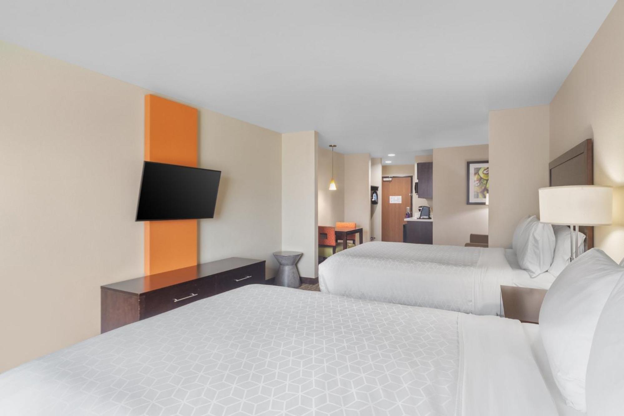 Holiday Inn Express Tomball By Ihg Bagian luar foto